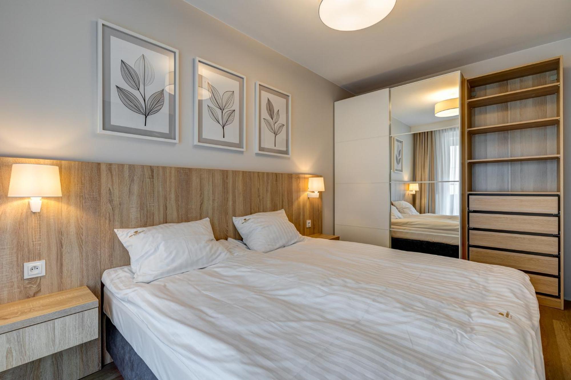 King Apartamenty Galaxy Щецин Экстерьер фото
